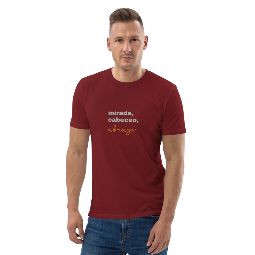 unisex-organic-cotton-t-shirt-burgundy-front-64ec3a2966b39.jpg mirada, cabeceo, abrazo - Unisex-Bio-Baumwoll-T-Shirt